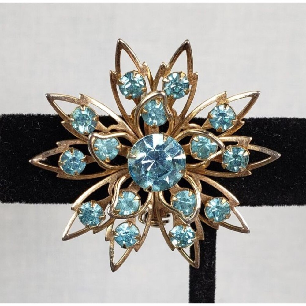 Vintage Starburst Aqua  Blue Crystal Stones Winter Flower  Snowflake Brooch